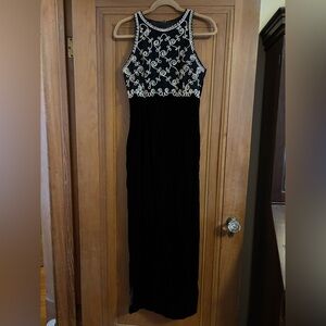 VINTAGE Scott McClintock Black Velvet Dress with Gold & White Embroidery